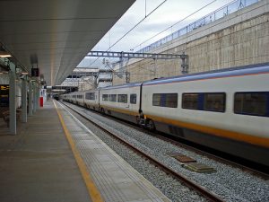 Eurostar passes Stratford International - CC / Flickr