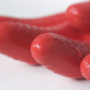 Red glove - CC / Flickr